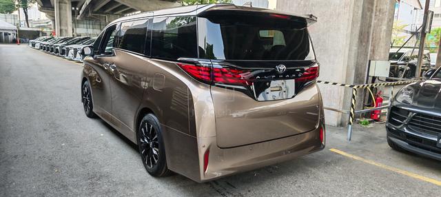 2025 Toyota ALPHARD 2.5 Z (A) JBL SOUND SYSTEM - 4