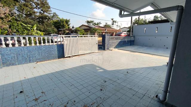 Taman Johor Jalan Pelali Tampoi SemiD Single Storey House FOR RENT 1