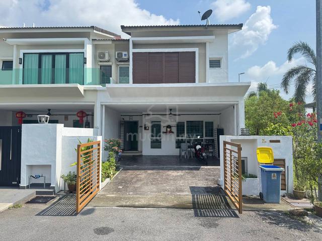 2 Storey Terrace End Lot Taman Jaromas Zinnia, Jenjarom 1