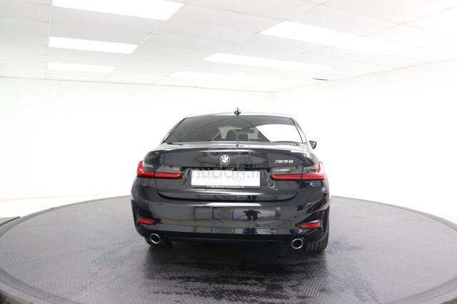 2021 BMW 320i Sport (with DA) - 4