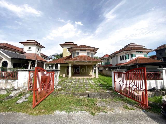Freehold Bungalow Taman Astana Indah Sungai Ramal Kajang 1