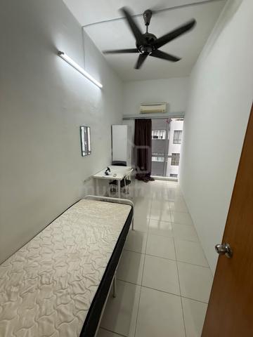 FREE utilities Small AC room male unit @ I Residence next to MRT 1