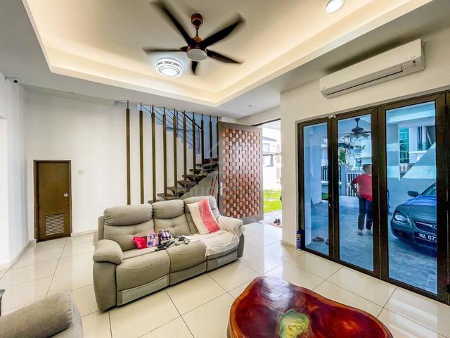 FURNISHED 2.5 Storey Bungalow House Sikamat Residence Negeri Sembilan 5