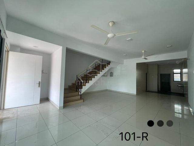 Bandar Bukit Raja 2 Storey House For Rent 1