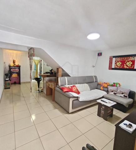 Full Loan ,Taman Ria ,Plentong ,2 Storey Low Cost ,Renovated ,Extended 1