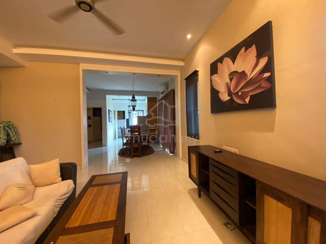 [ FULLY FURNISHED] large garden | botanica CT international - HK 1