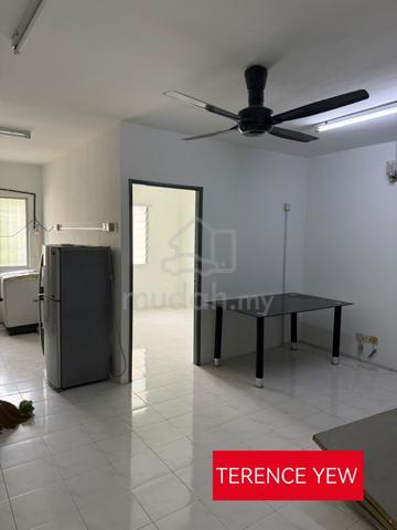 Sri Ivory (Sri Ivori) Apartment 1