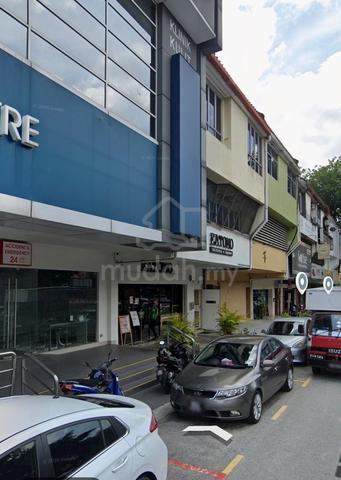 Three Quarter Ground Floor Shop @ Taman Tun Dr Ismail, KL ,Nearby MRT 1
