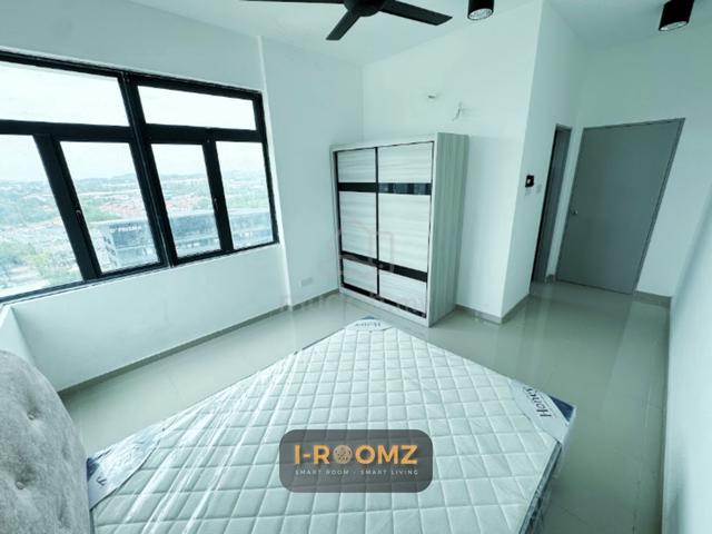 Kajang Master Room Bilik Sewa Country Heights Low Deposit Louvre New 1