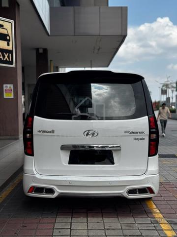 2017 Hyundai GRAND STAREX 2.5 ROYALE PREMIUM - 5