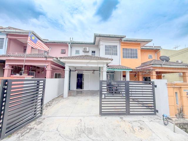 Below Market! Renovated Double Storey @Jalan Mawar Bukit Beruntung 1