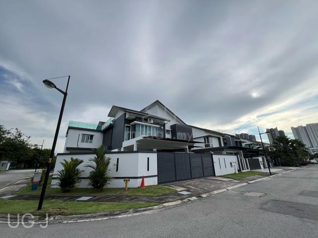 Double Storey Corner Bungalow, FULL RENO, D'Laman Greenville, 5210sqft 1