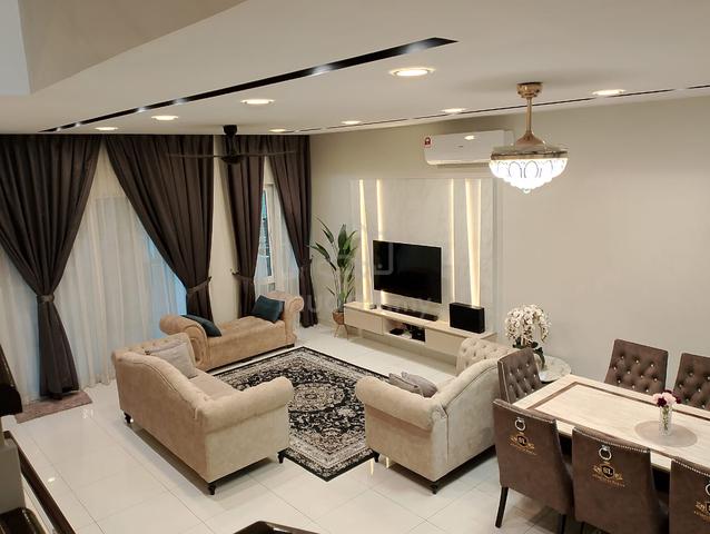 Semenyih | 3 Storey House Tiara South | Freehold | Modern Renovation 1