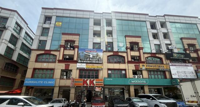 Whole Block Commercial Building For Sale 1