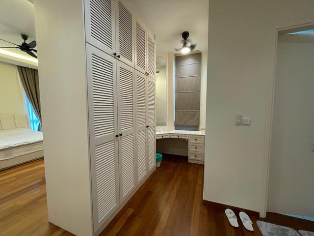 CORNER (Gated Guarded) Residensi SiGC Semi D 4