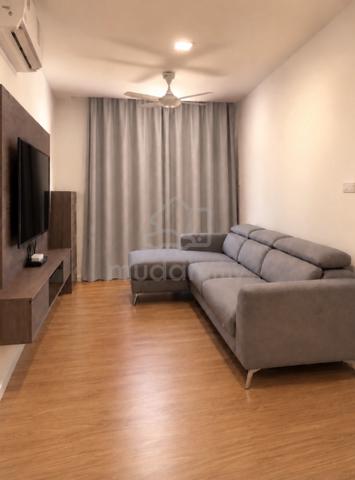 LakeFront Residence 1