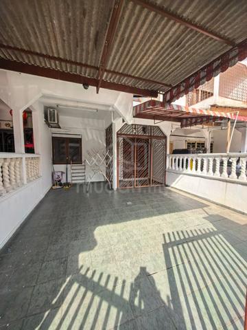 Taman Klang Utama Two Storey House For Rent 1