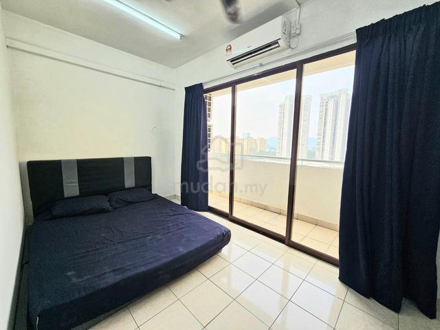 Exclusive Medium Large & Medium Room @ Palm Spring, Kota Damansara 1