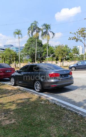 VW Sedan 1.4 - 5