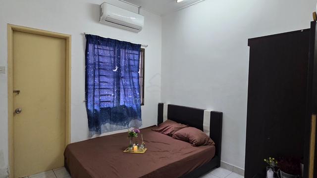 Include Electric, AirCond Medium Room W Private Toilet - Botanic Kiara 1