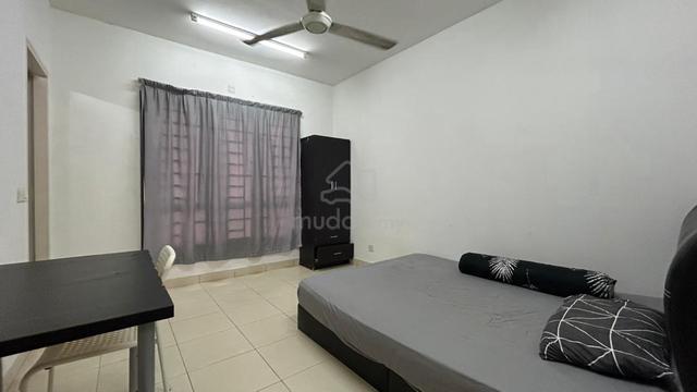 Fully Furnished Selangor Setia Alam Room For Rent 1