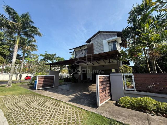 CORNER LOT 2 Storey Bungalow @ Laman Seri Seksyen 13 1
