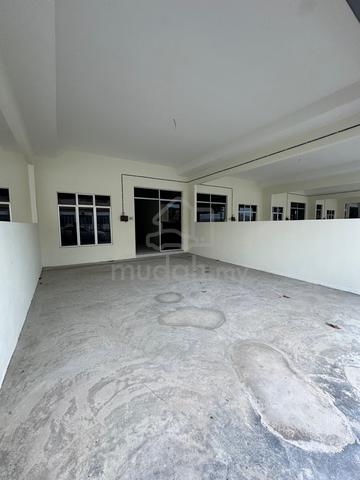Rumah Teres Setingkat Untuk Disewa 1