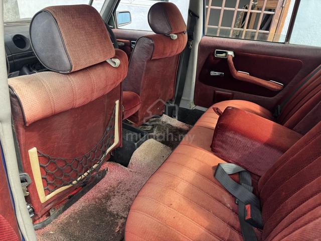 1981 Mercedes Benz 200 2.0 (A) - 5