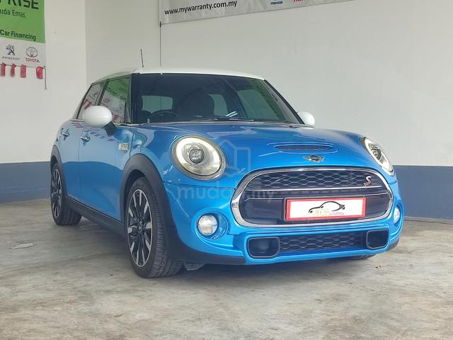 2015 / 16 MINI Cooper S 2.0 At CBU - 1