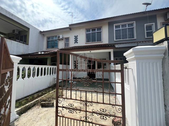 Puteri Wangsa / Jalan Lembing / Medium Cost / Ulu Tiram 1