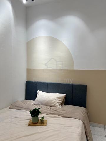 (Male) N-Park Condominium Medium Room 1
