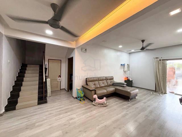 taman megah ria jalan api api 1.5 storey semi d renovated for sales 1