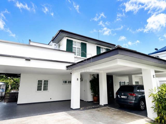 BIG LAND | RENOVATED Bungalow KGSAAS Seksyen 13 Shah Alam 1