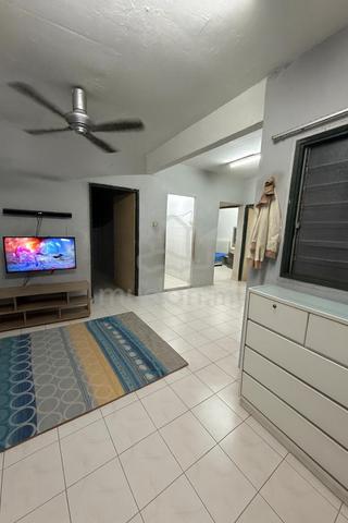 Palma Apartment (Bandar Country Homes) 1