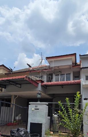 2 Storey Terrace House Desa 13, Bandar Country Homes, Rawang For Rent 1