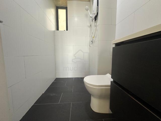 Sqwhere Sungai buloh master room available now 3
