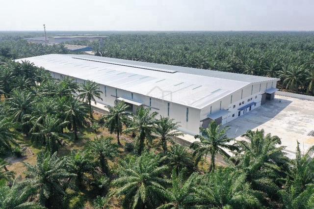 Kawasan Perusahaan Telok Mengkuang, Telok Panglima Garang, factory 1