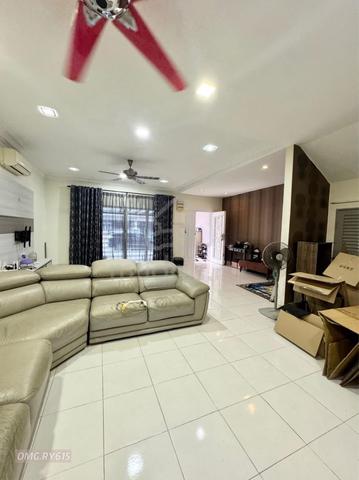 RENOVATED UNIT!! 2 Storey End Lot House Kerongsang Bandar Puteri Klang 1