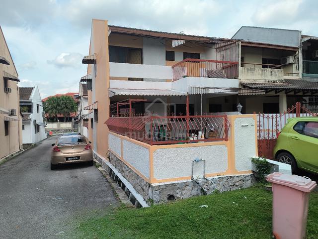 Rooms available small size of 80 sq feet 1