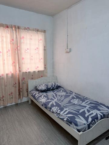 Bilik Sewa Perempuan  1