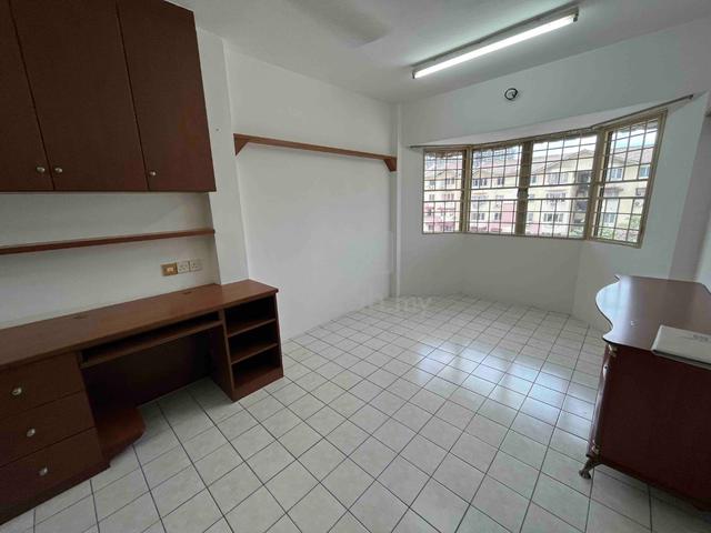 Apartment Permai (Damansara Damai) 1