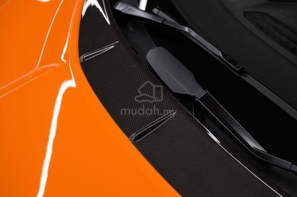 2025 Lamborghini Revuelto V12 SELEZIONE CERTIFIED - 5