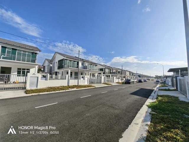 Rent/ Clover / Pulai Mutiara /2-Storey Cluster /Partial Furnished /GNG 1