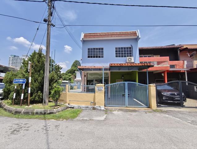 CORNER LOT + HUGE LAND ! Double Storey Terrace, Taman Nirwana Ampang 1