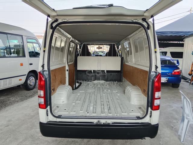 2018 Toyota HIACE PANEL VAN 2.5 (M) - 5