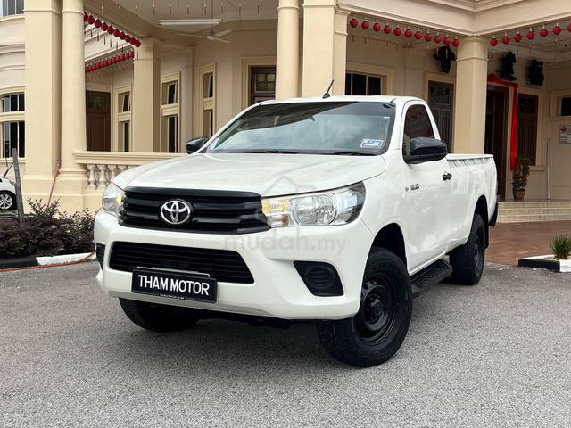 2017 Toyota HILUX 2.4 MT SINGLECAB 4X4 FULL LOAN - 2