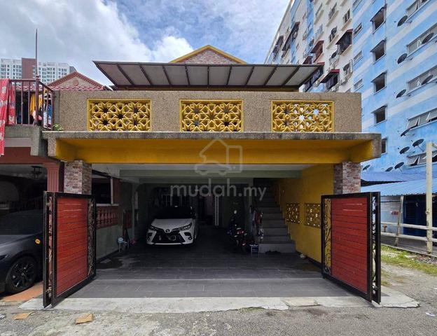 End lot 2 Storey Terrace Renovated Taman Medan PJS 2 Sunway PJ 1