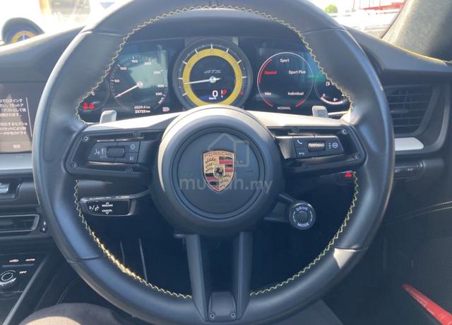 2022 Porsche 911 (992) Carrera 4 GTS 3.0 Coupe - 4