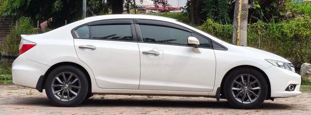 2013 Honda CIVIC 1.5 (HYBRID) (A) - 3