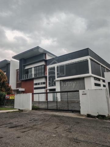 Jenjarom, Telok panglima garang Semi D Factory for rent 1